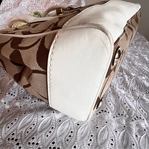 Coach Signature Khaki Ivory Large Madeline Tote Handbag11558 - Picture 8 of 12